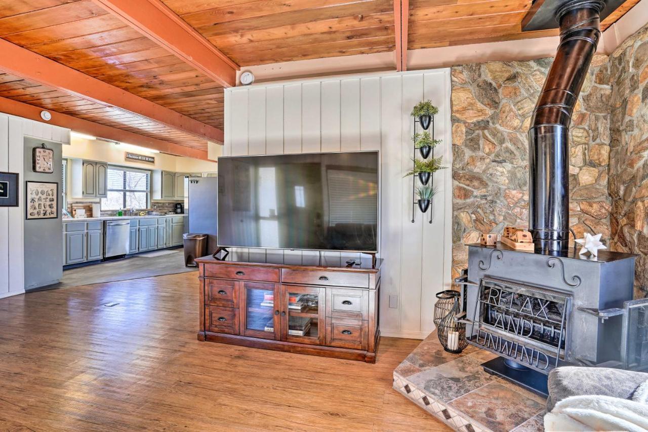 Prescott Home With Deck And Grill Close To Hiking! Exterior photo